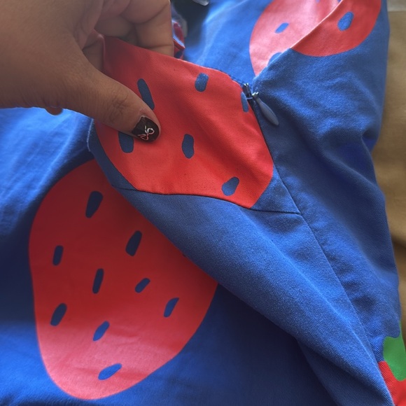 Lazy Oaf Picking Strawberry Dress Shoulder Ties Pockets Novelty Summer uk6/us2 - Picture 6 of 8